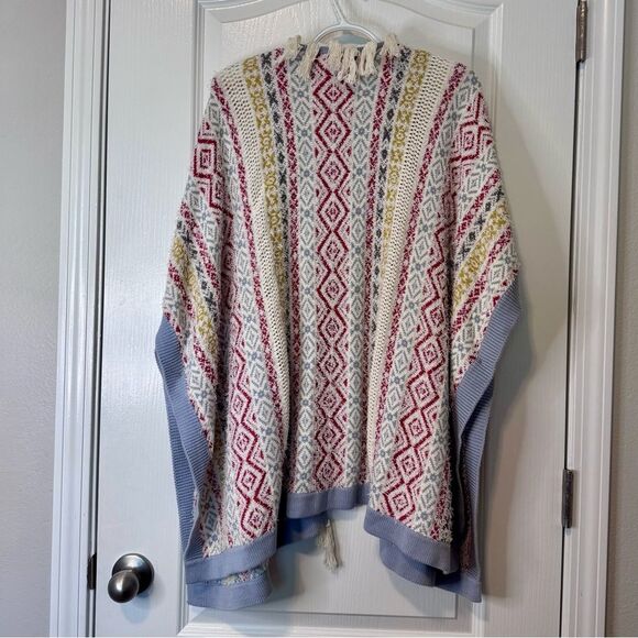 Cabi Love Siesta Fringed Oversized Cardigan Poncho Size XS/S Boho Southwestern - Picture 6 of 12